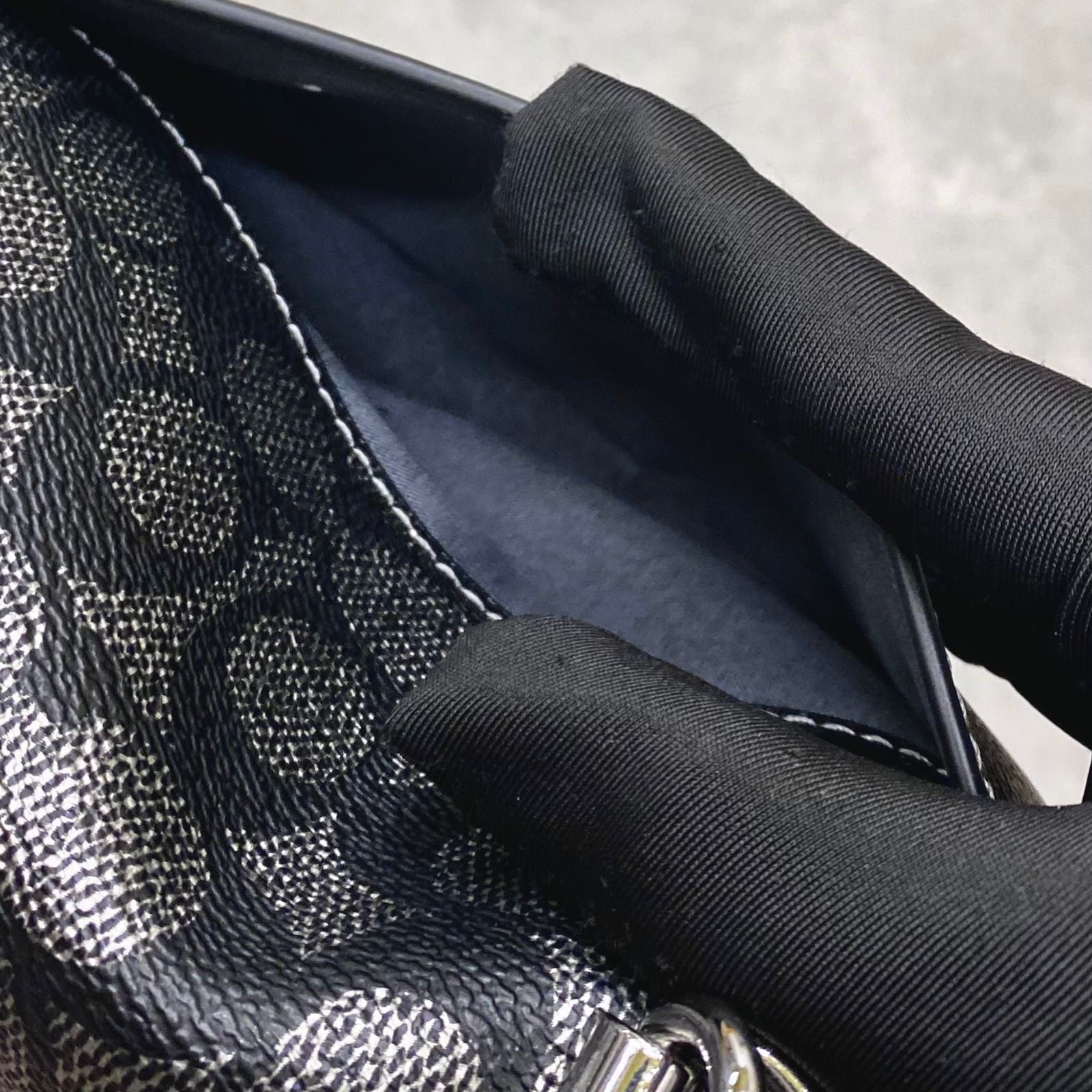 Túi Coach Lysa Top Handle Bag In Signature Canvas DS Black
