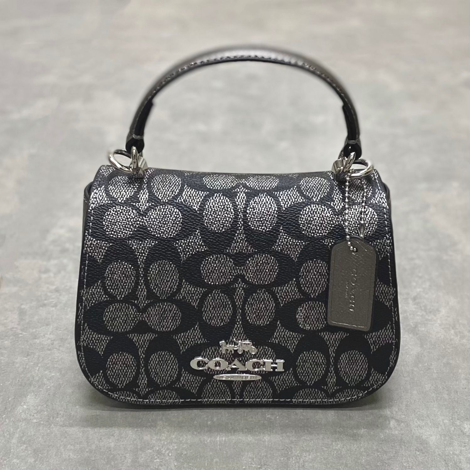 Túi Coach Lysa Top Handle Bag In Signature Canvas DS Black